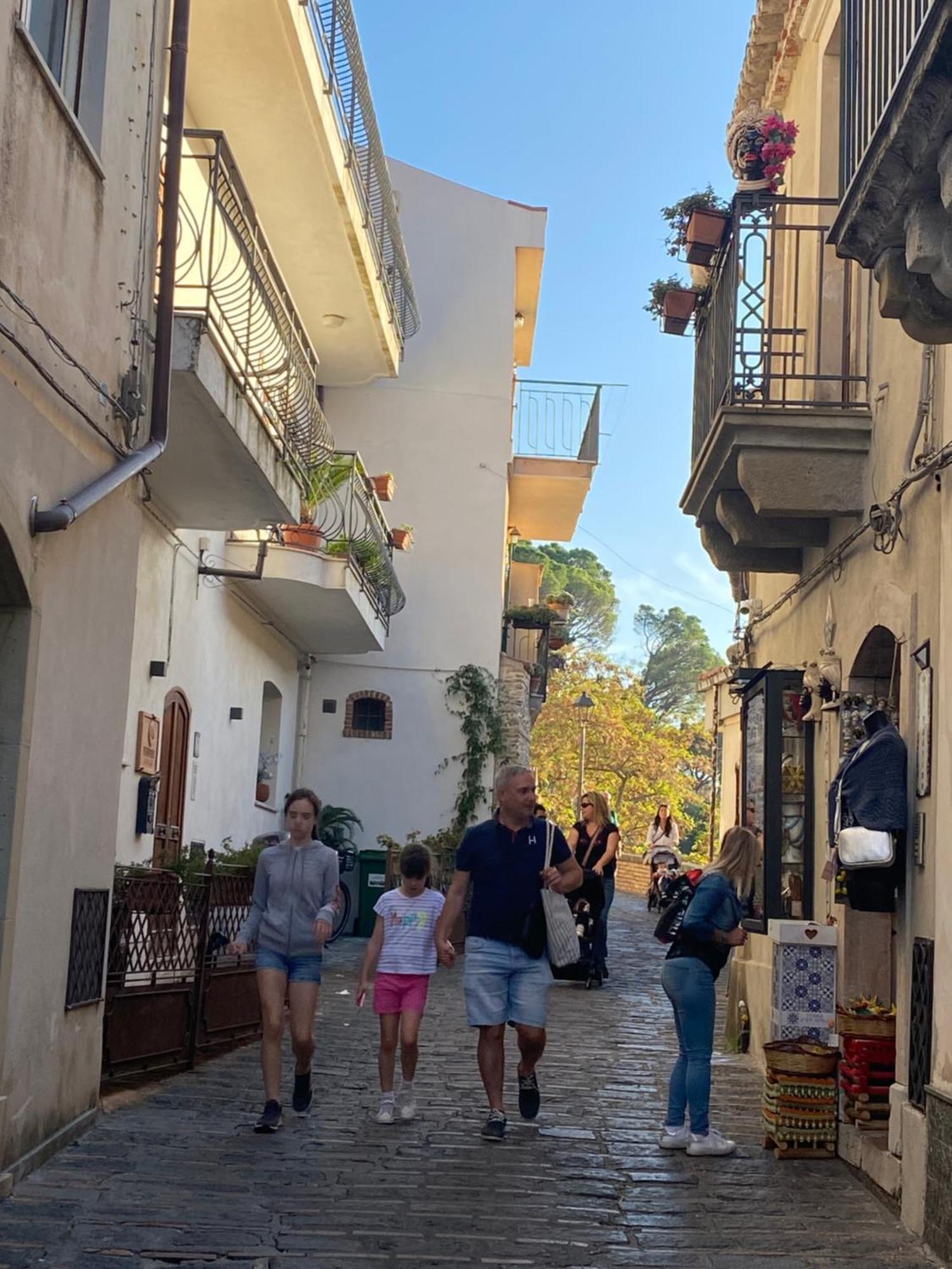B&B Il Padrino Savoca Eksteriør billede